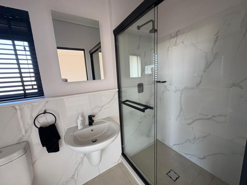 To Let 2 Bedroom Property for Rent in Richwood Western Cape